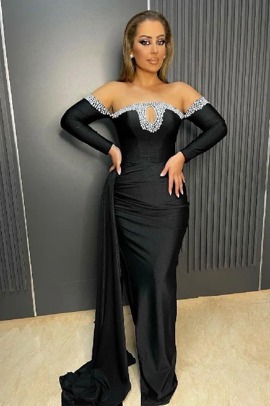 Fabulous Black Long Sleeves Mermaid Satin Prom Dresses with beads