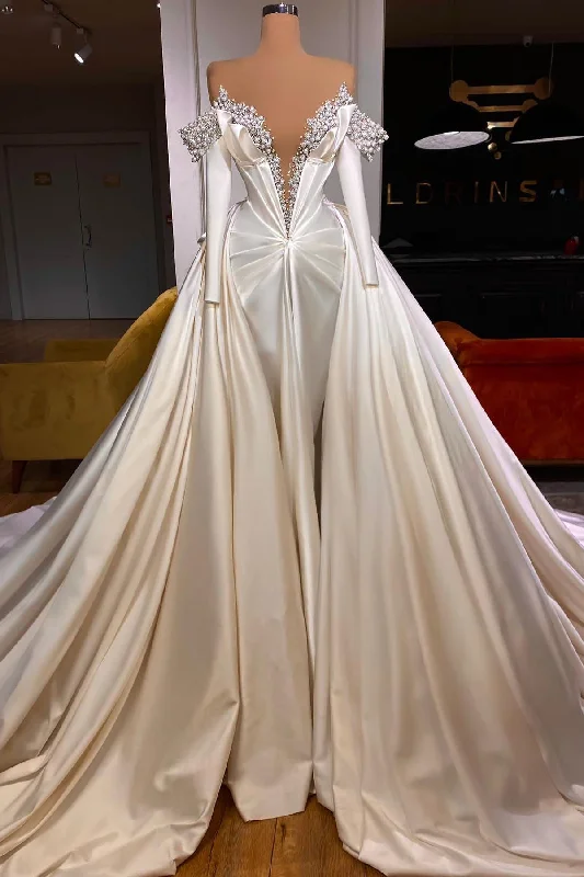 Modern V-Neck Long Sleeves Satin Prom Dresses with Beads
