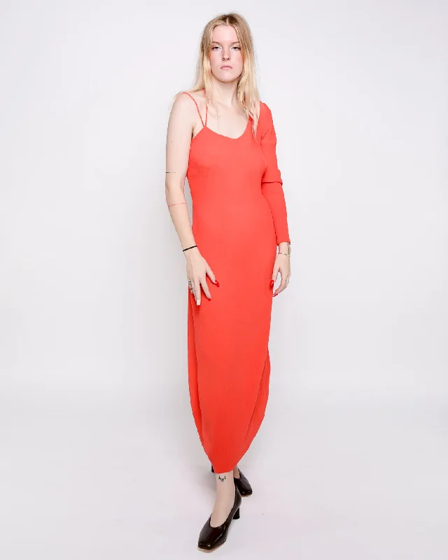 Linde asymmetrical crinkle dress in red