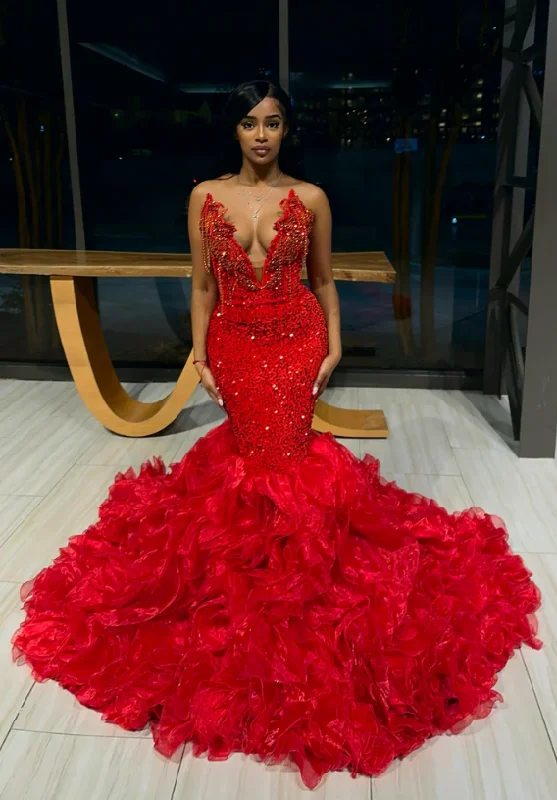 Red V-Neck Strapless Mermaid Beadings Prom Dress with Ruffles
