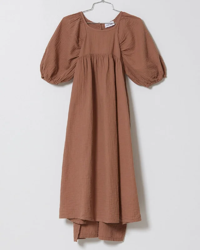 Mardi dress in baked coral