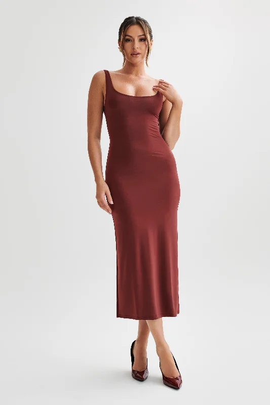 Augustine Slinky Scoop Midi Dress - Wine Fashionable Chiffon Midi Dress