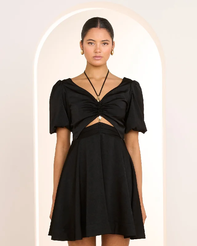 Kleo V Neck Mini Dress Fashionable Off-Shoulder Mini Dress