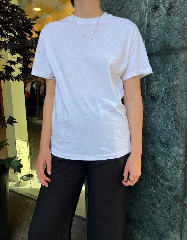 Tomboy Tee in Vintage White Zippered Front Buttoned Front Snap Front