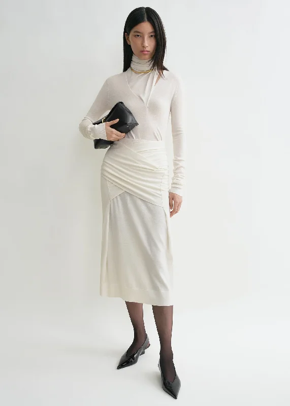 Draped fine knit skirt off-white