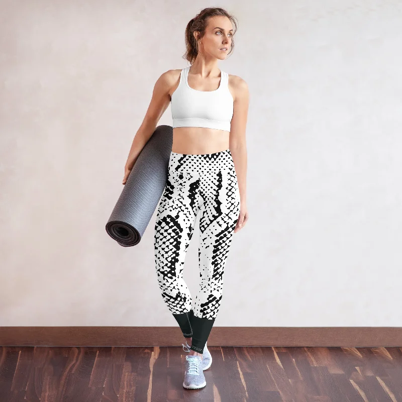 Snake Print Black Cuff Yoga Leggings, lioness-love Comfortable Workout Fitness Leggings Snake Print Black Cuff Yoga Leggings, lioness-love Comfortable Workout Fitness Leggings