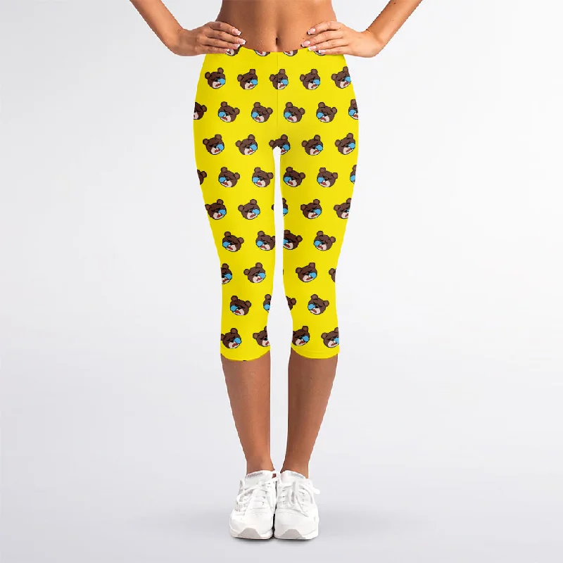 Sleeping Bear Emoji Pattern Print Women's Capri Leggings