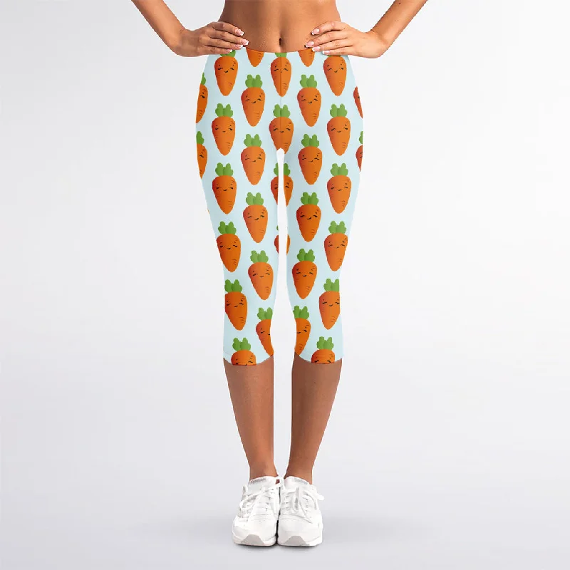 Smiling Carrot Pattern Print Women's Capri Leggings