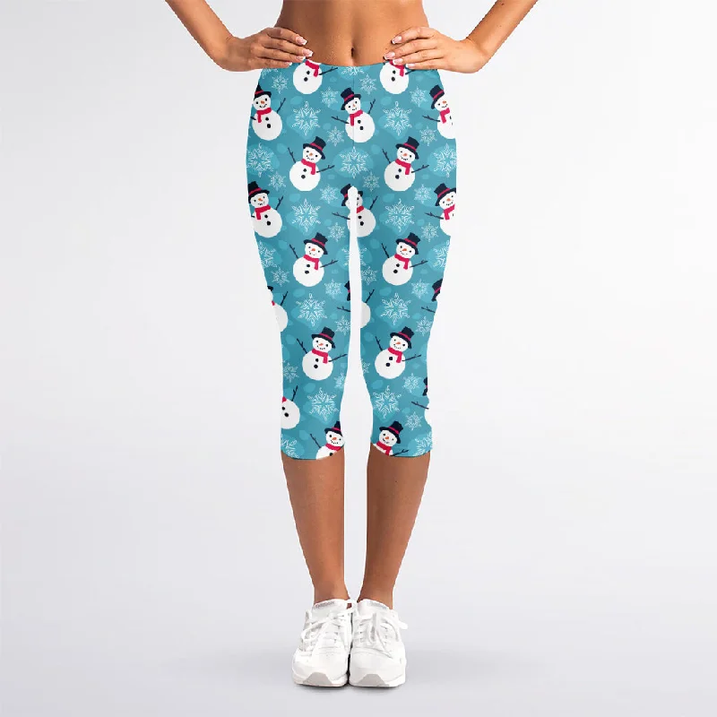 Snowman And Snowflake Pattern Print Women's Capri Leggings