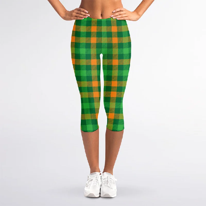 St. Patrick's Day Buffalo Check Print Women's Capri Leggings