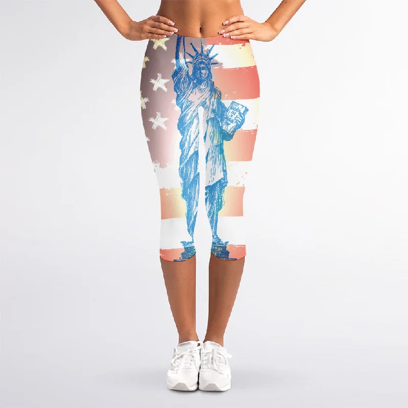 Statue of Liberty USA Flag Print Women's Capri Leggings