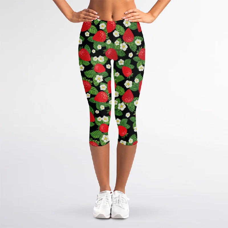 Strawberry And Flower Pattern Print Women's Capri Leggings