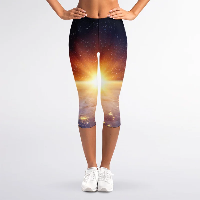 Sunrise Earth Print Women's Capri Leggings