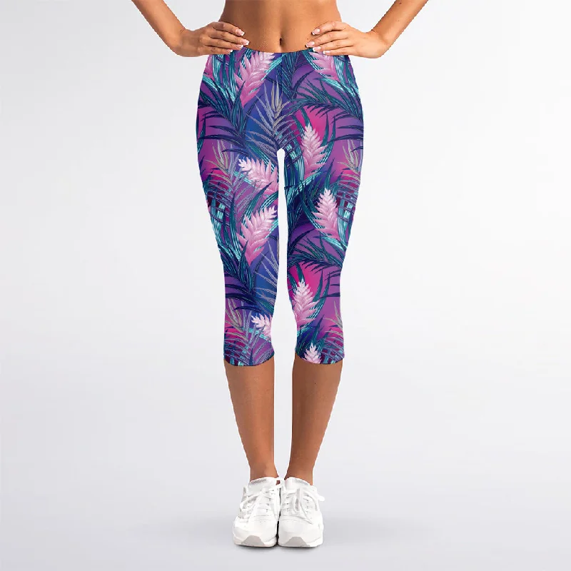 Teal And Pink Tropical Floral Print Women's Capri Leggings